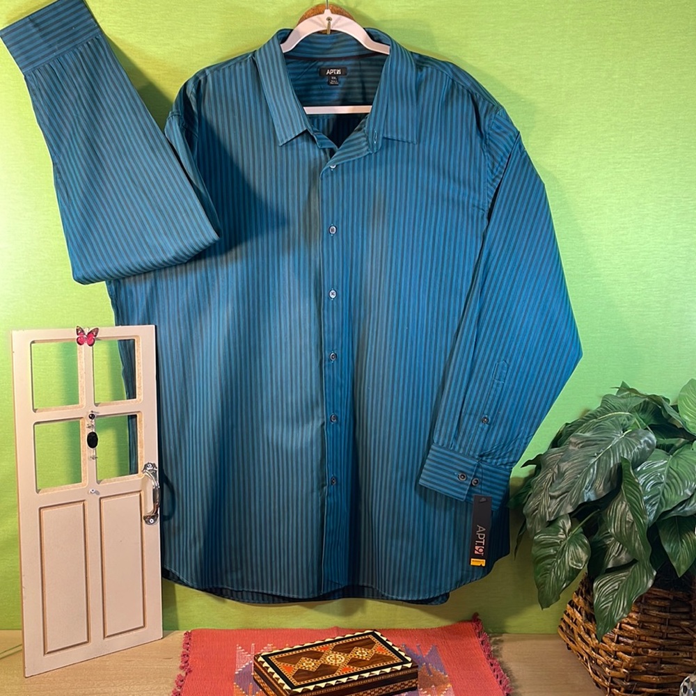 APT. 9 Men’s Long Sleeve Button Down Shirt - NWT